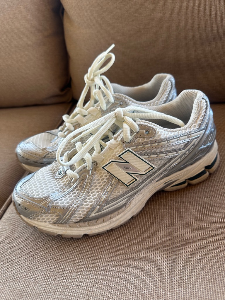 New Balance 1906r Sneakers In Silver Metallic